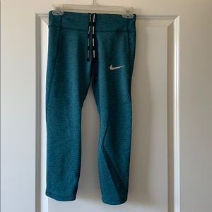 Nike Cropped Running Leggings